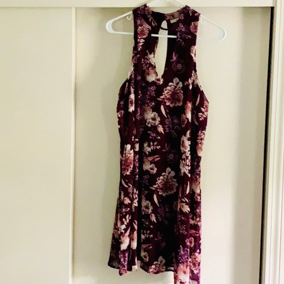 Francesca's floral maroon dress - Picture 1 of 4